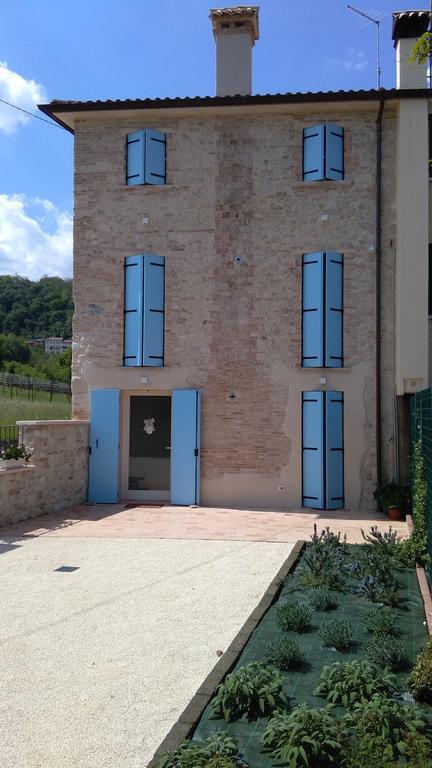 ホテル Casa Daisy Paderno del Grappa エクステリア 写真