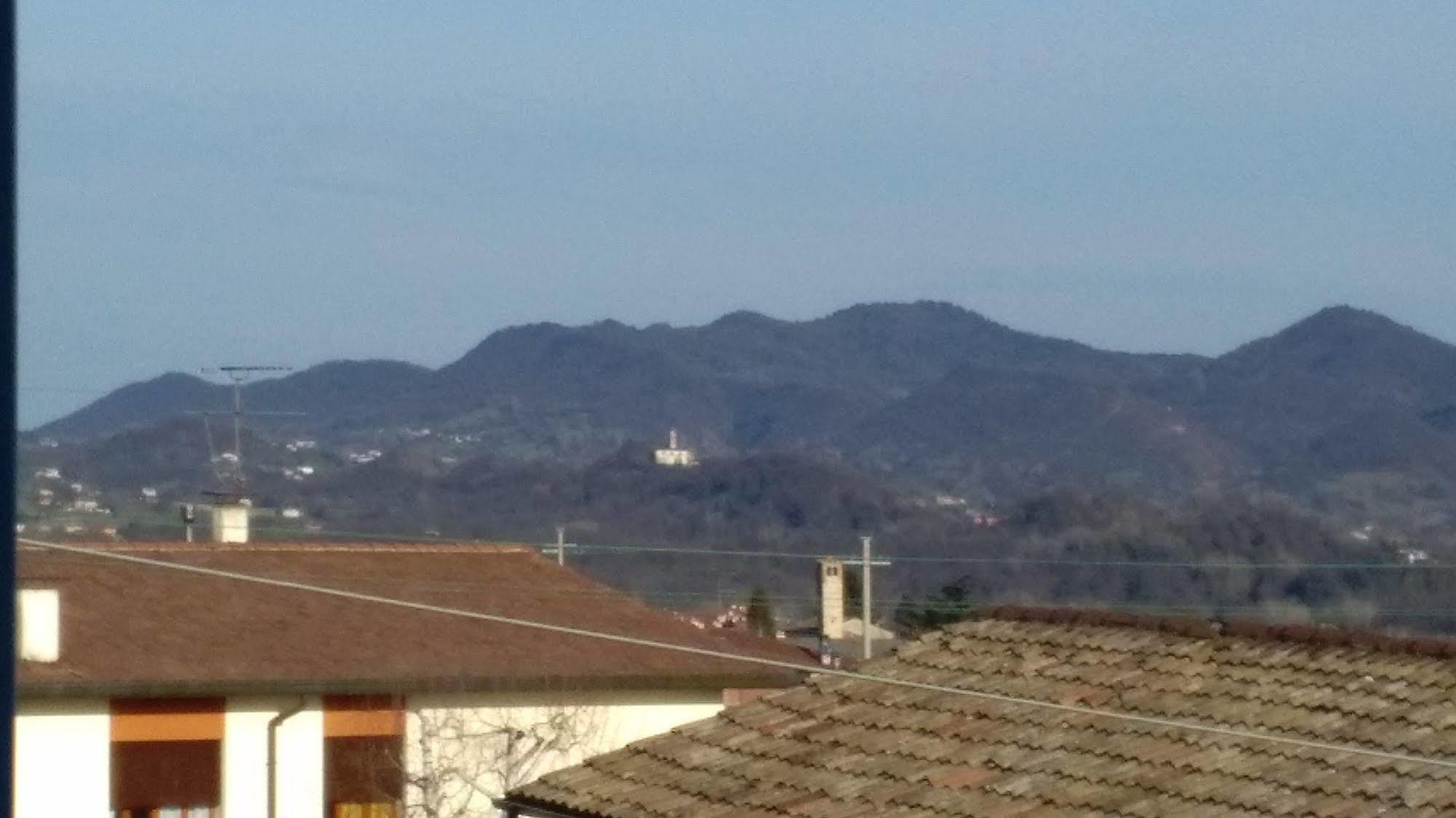 ホテル Casa Daisy Paderno del Grappa エクステリア 写真